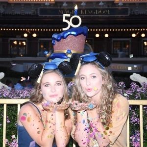 Meet your Posher, Janet